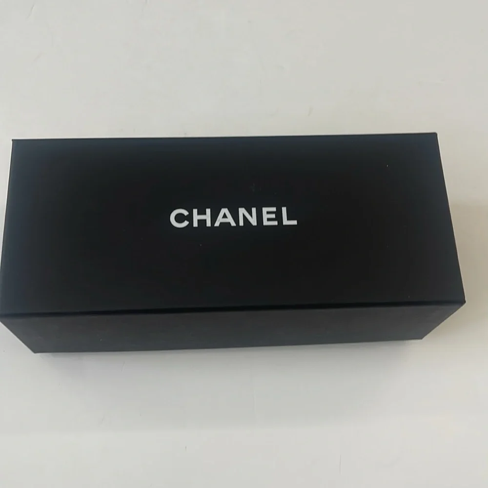 🆕 CHANEL Eyeglasses - Picture 6 of 11